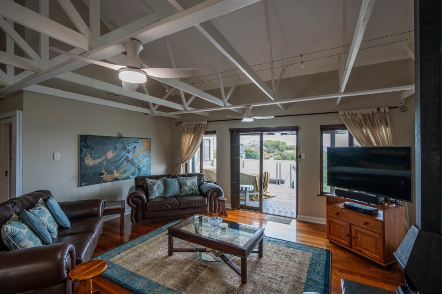 3 Bedroom Property for Sale in Seafield Eastern Cape